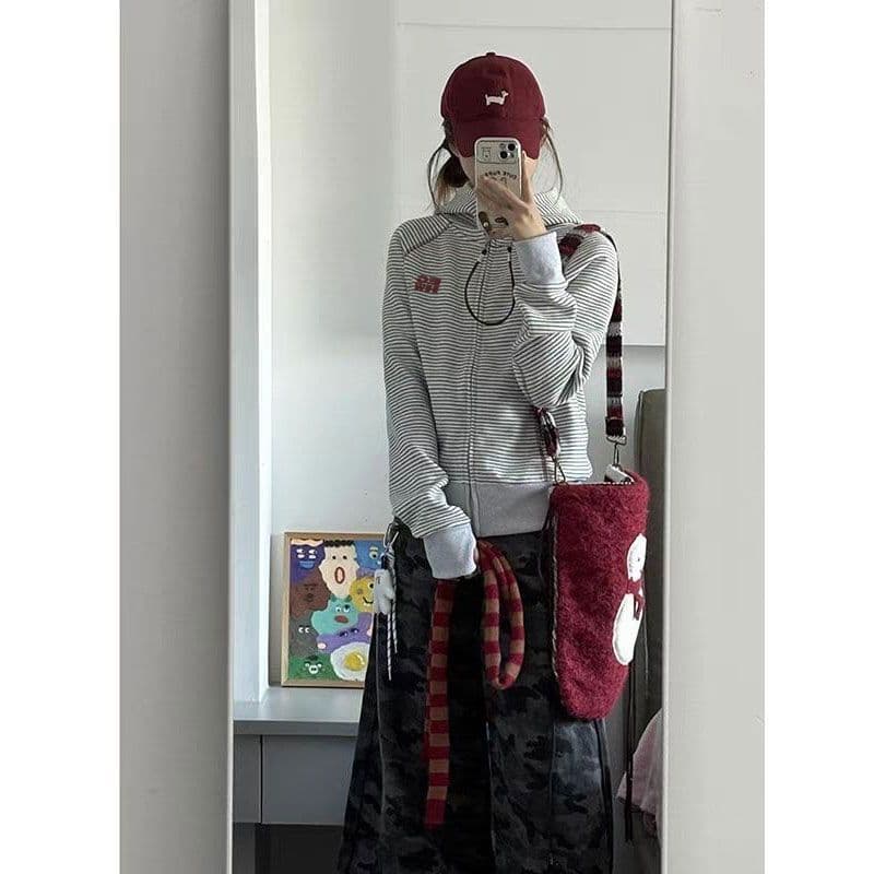 원본 광저우 원단 원본 것 명시적 스티치 배색 스트라이프 자수 후드 오픈 가디건 후드티 여성 상세 이미지 2