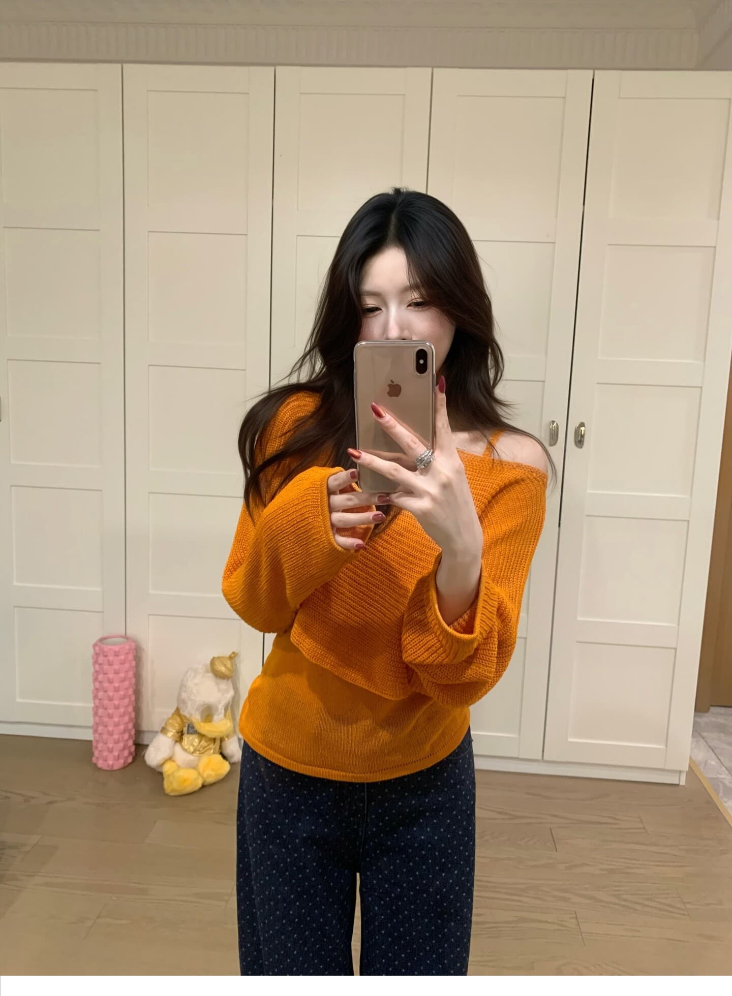 한 부서 핑크색 홀로우 아웃 긴팔 니트 스웨터 여성 조기 가을 스웨터 캐주얼 느긋한 바람 루즈핏 품격 오프숄더 맨위 상세 이미지 4