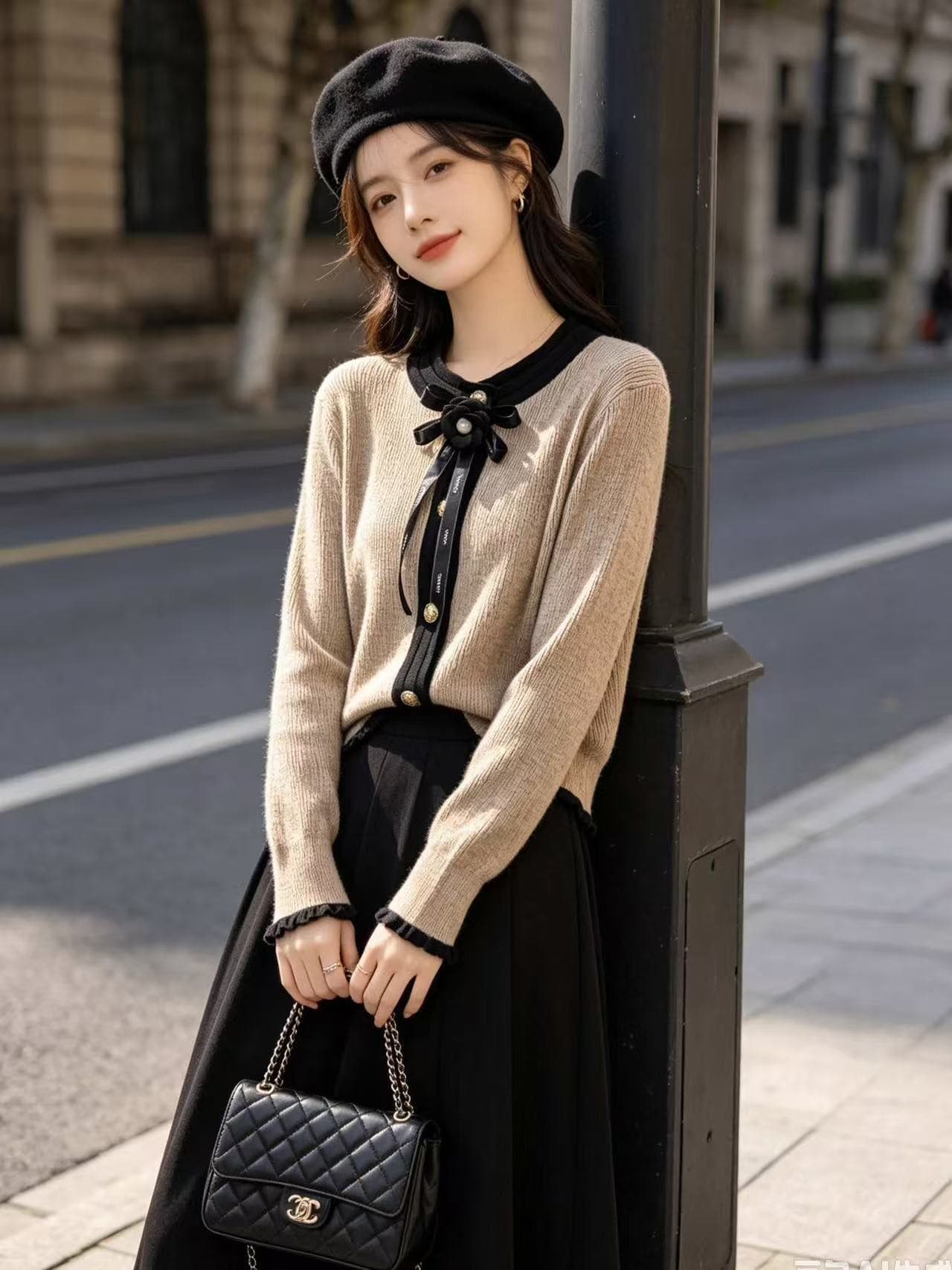 2026 년 가을 새로운 베이지 색 라운드 넥 긴팔 몸매 가꾸기 나비 매듭 작은 샤넬 스타일 여성 절묘한 니트 오픈 가디건 이미지 2