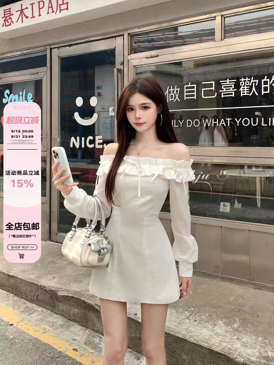 회화 솔루션 wahju 앨리스 고백 이른 봄 오프숄더 나비 매듭 패치워크 디자인 몸매 가꾸기 슬림해 보이는 드레스 상세 이미지 1