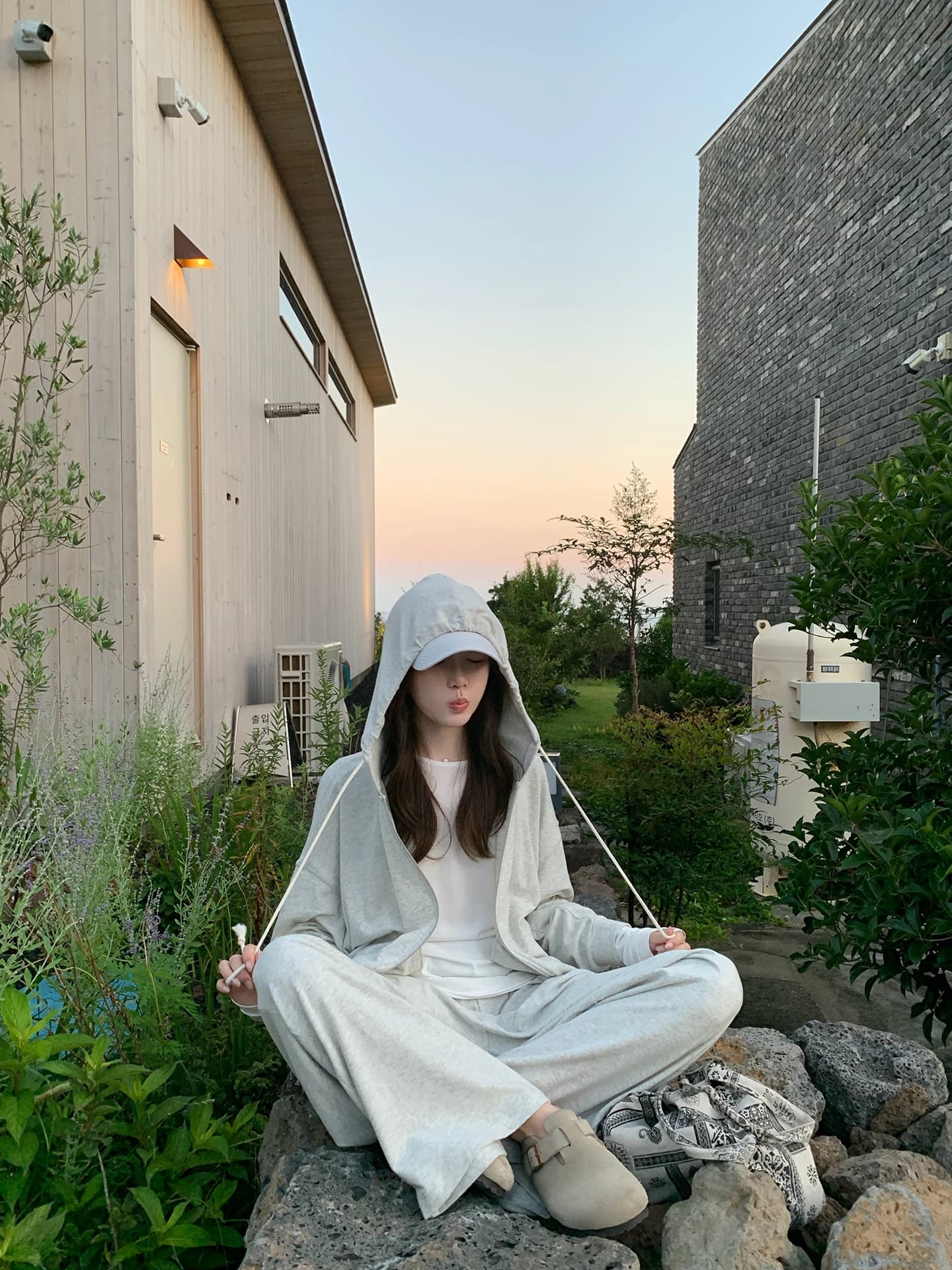 chooouan_ 언론 머리 암웨이 부드러운 찹쌀 느낌 후드 티 스웨터 재킷 캐주얼 웨이 바지 투피스 세트 가을 세트 상세 이미지 2