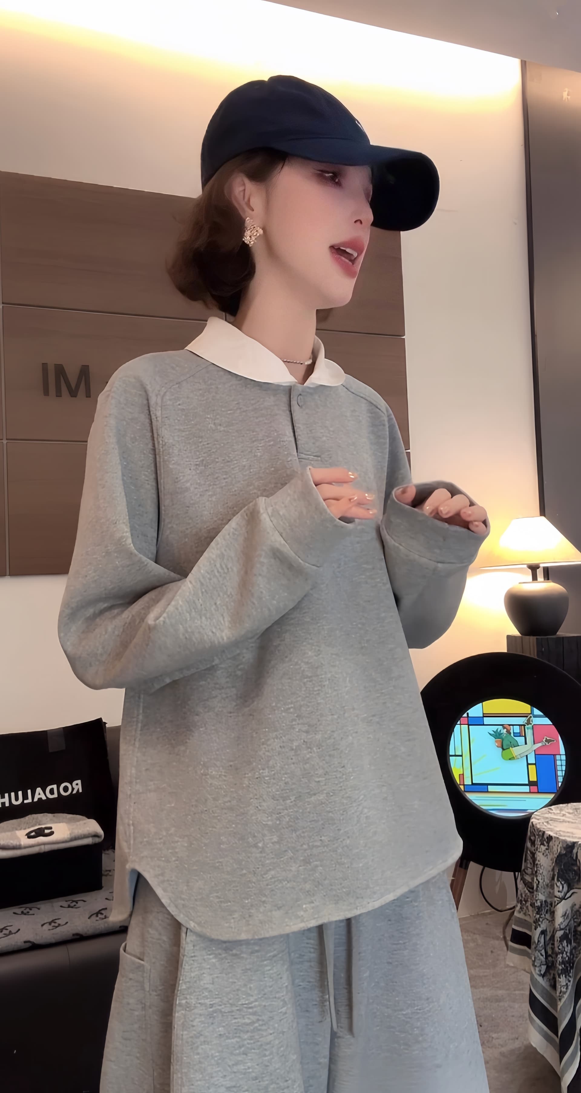 이른 가을 미니멀리즘 루즈핏 다용도 배색 베이비 칼라 캐주얼 후드티 상세 이미지 3