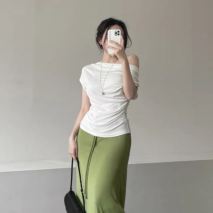 있음 선적 한국 chic 오프숄더 흔들다 칼라 고급 센스 단색 반팔 티셔츠 여성 기타 착용 법 맨위 이미지 4
