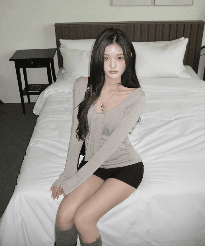 있음 선적 한국 chic 가을 보트넥 스트랩 긴팔 니트 스웨터 허리 수축 오프숄더 맨위 상세 이미지 12