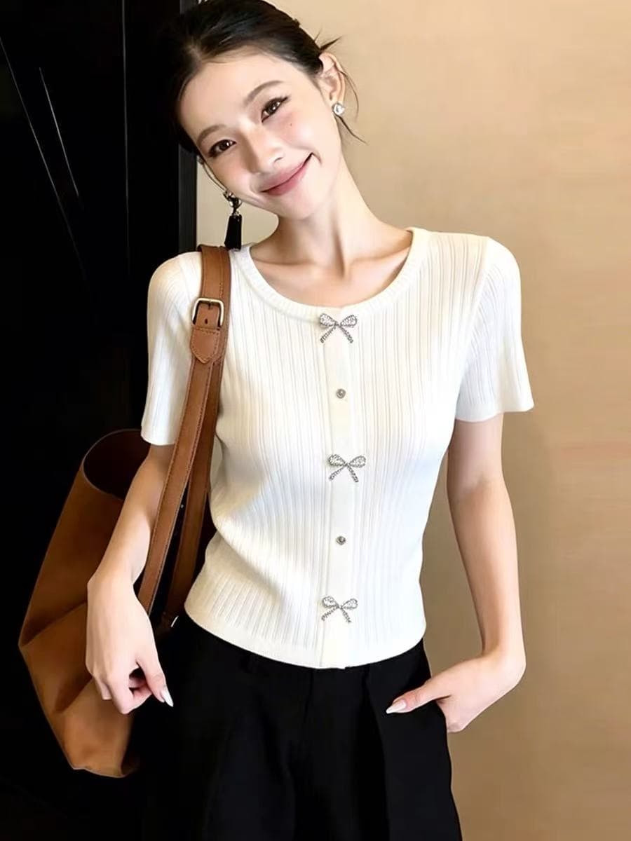프랑스식 작은 샤넬 스타일 나비 아이싱 실크 반팔 티셔츠 여성 새로운 라운드 넥 품격 연령 감소 고유 한 아름다운 니트 스웨터 상세 이미지 2