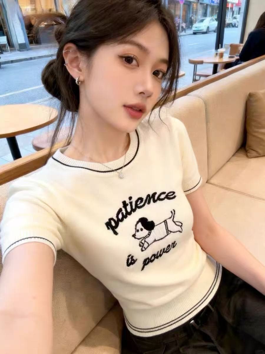 한 부서 살구 색상 강아지 자카드 니트 반팔 티셔츠 여성 여름 얇은 스타일 작은 키 몸매 가꾸기 슬림해 보이는 쇼트 스타일 맨위 상세 이미지 3