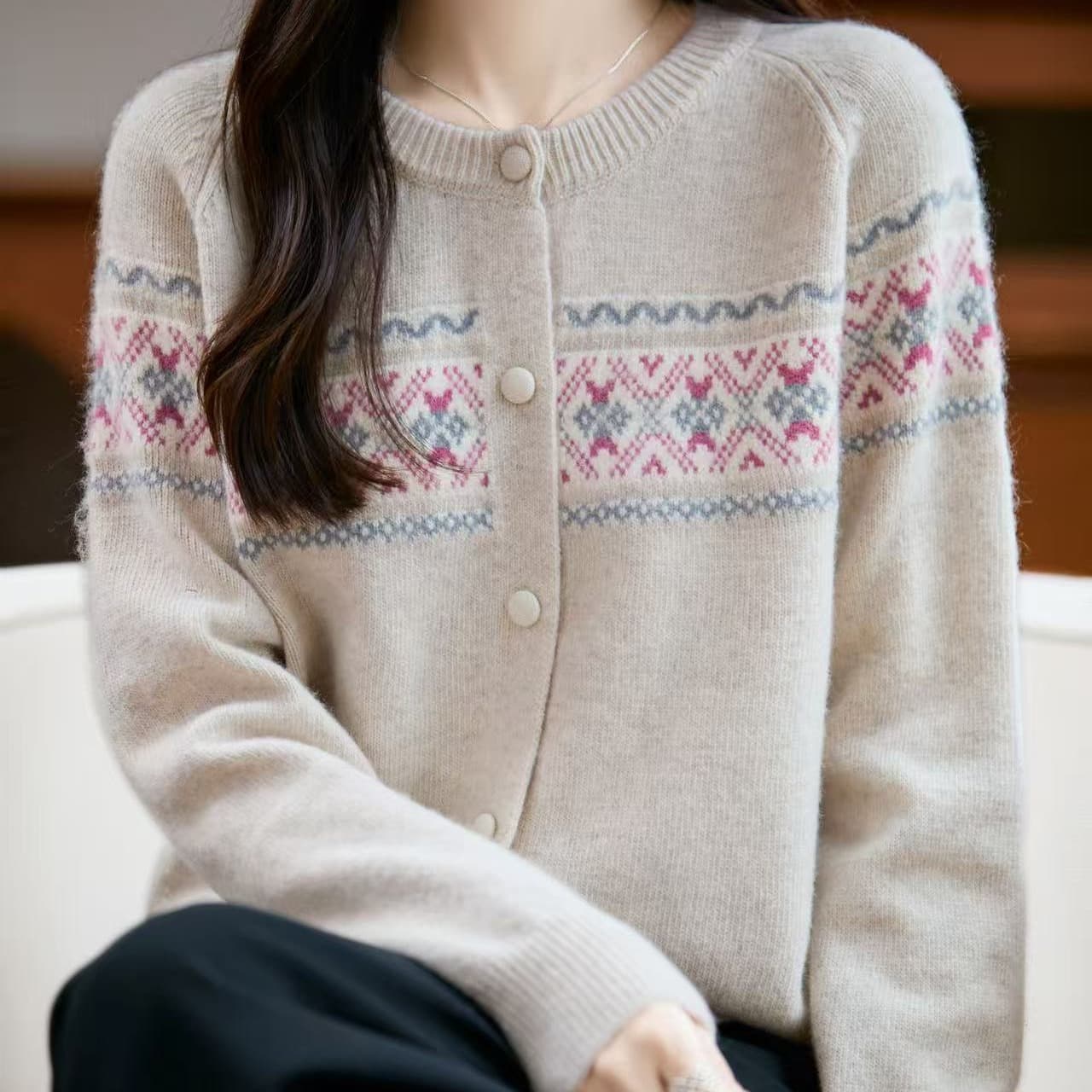 레트로 배색 니트 오픈 가디건 여성 자카드 라운드 넥 캐주얼 재킷 2026 가을 루즈핏 빅 사이즈 부드러운 찹쌀 스웨터 다용도 이미지 5