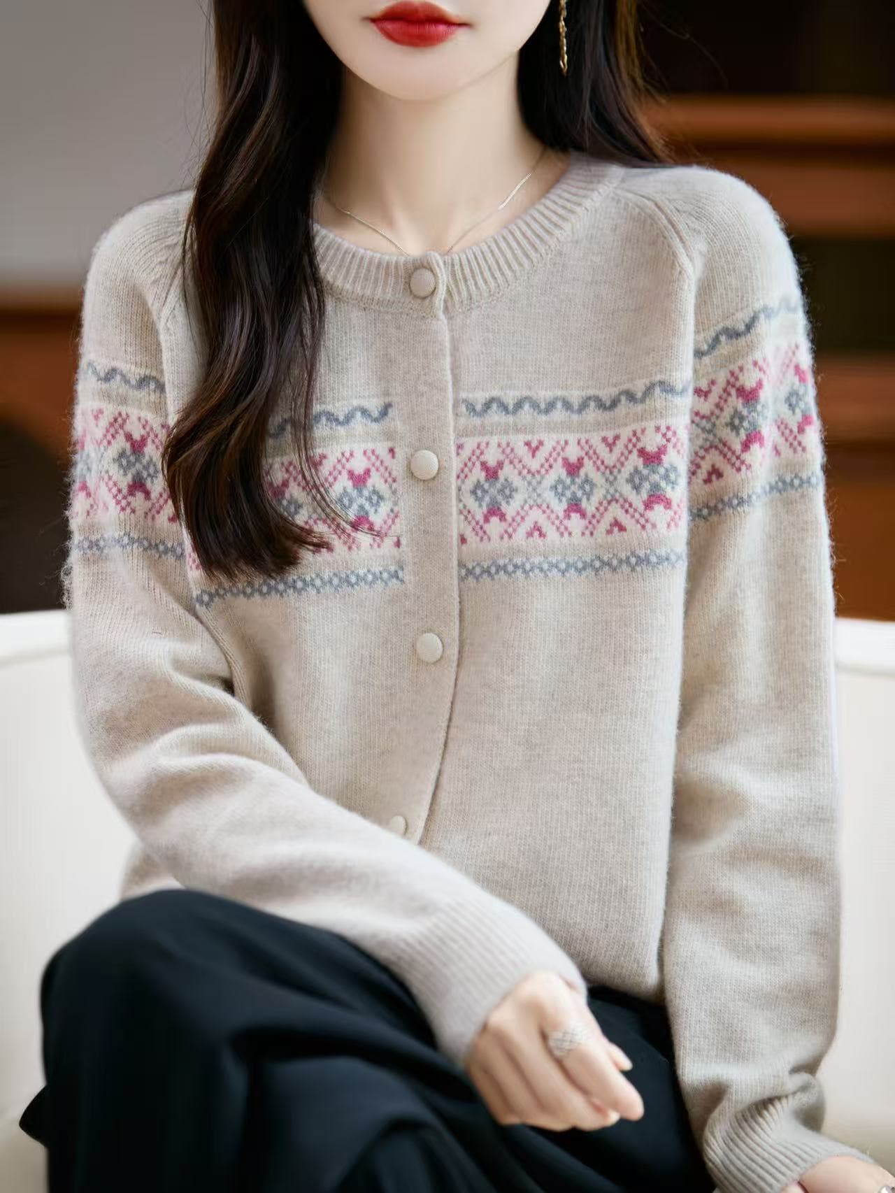 레트로 배색 니트 오픈 가디건 여성 자카드 라운드 넥 캐주얼 재킷 2026 가을 루즈핏 빅 사이즈 부드러운 찹쌀 스웨터 다용도 상세 이미지 4