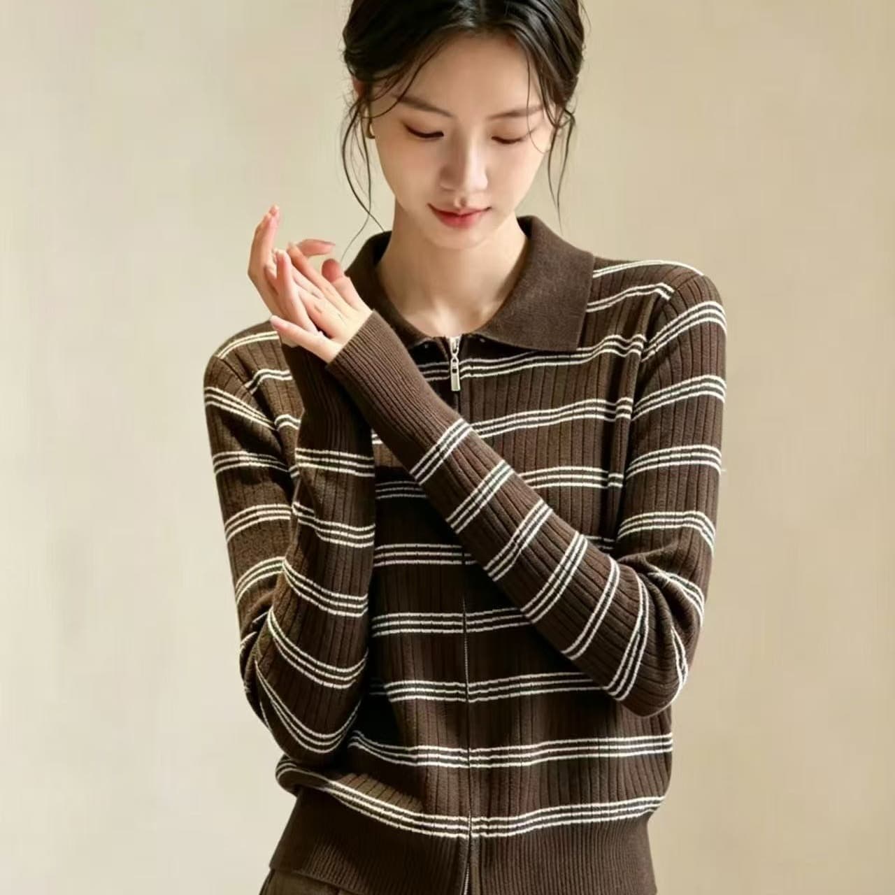 2026 가을 겨울 새로운 아메리칸 배색 스트라이프 POLO 셔츠 긴팔 티셔츠 여성 루즈핏 레트로 출퇴근 니트 맨위 이미지 5