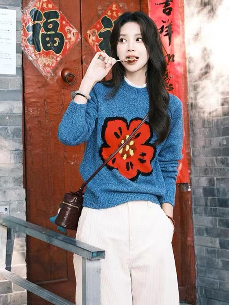 한 부서 도파민 꽃 디자인 센스 파란색 스웨터 여성 겨울 루즈핏 느긋한 고급 센스 부드러운 찹쌀 니트 스웨터 맨위 상세 이미지 1