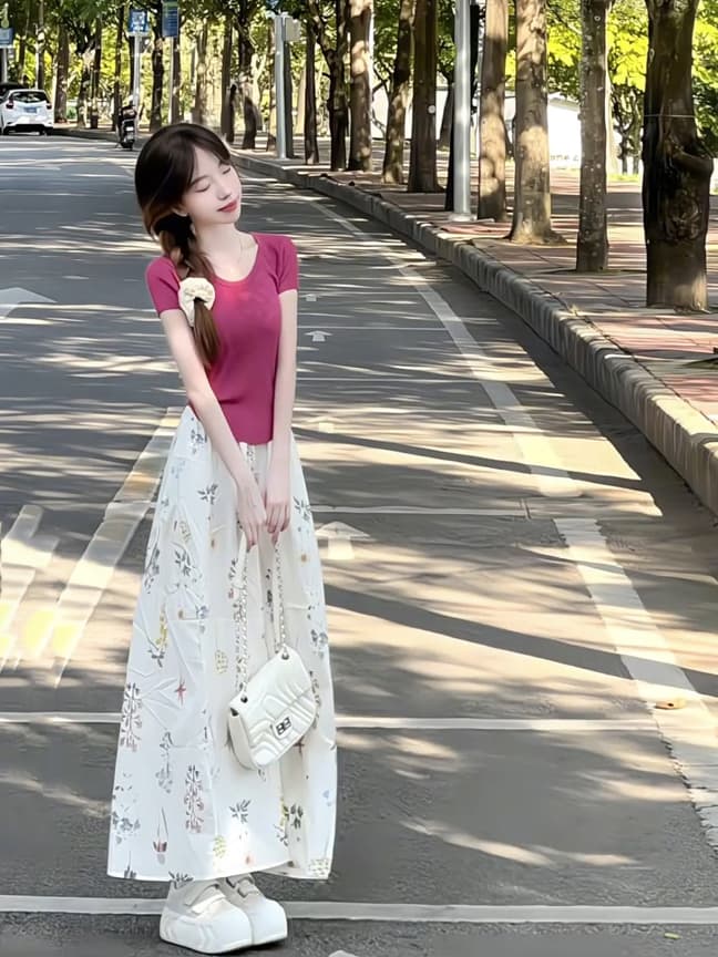 있음 도착 달콤한 스타일 프랑스식 장미 핑크색 맨위 반팔 작은 키 고유 한 디자인 바람 꽃무늬 치마 세트 이미지 4