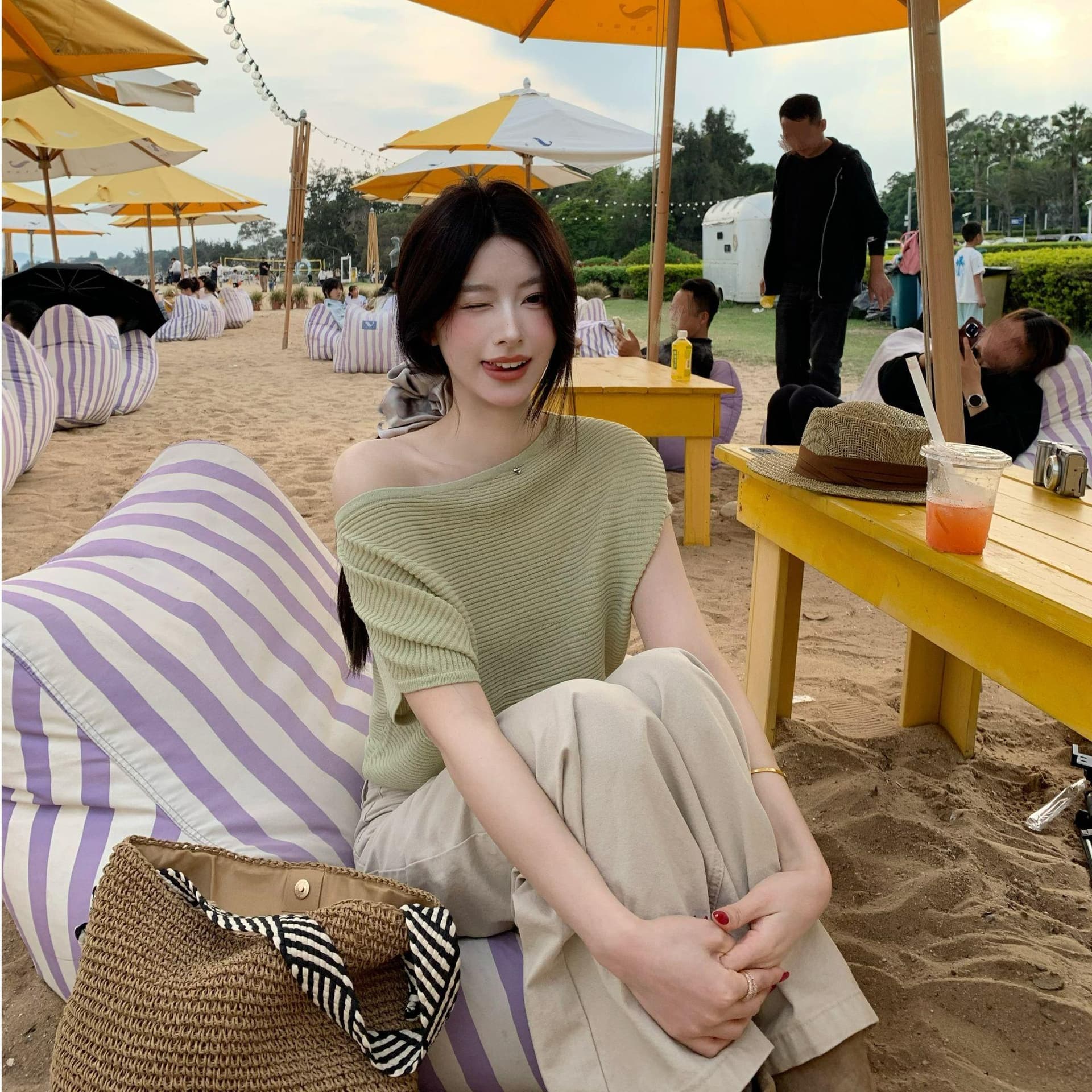 있음 도착 chun 쉬운 아름다움 26 년 여름 새로운 비스듬한 칼라 배트윙 소매 둘 착용 슬림해 보이는 니트 작은 셔츠 이미지 3