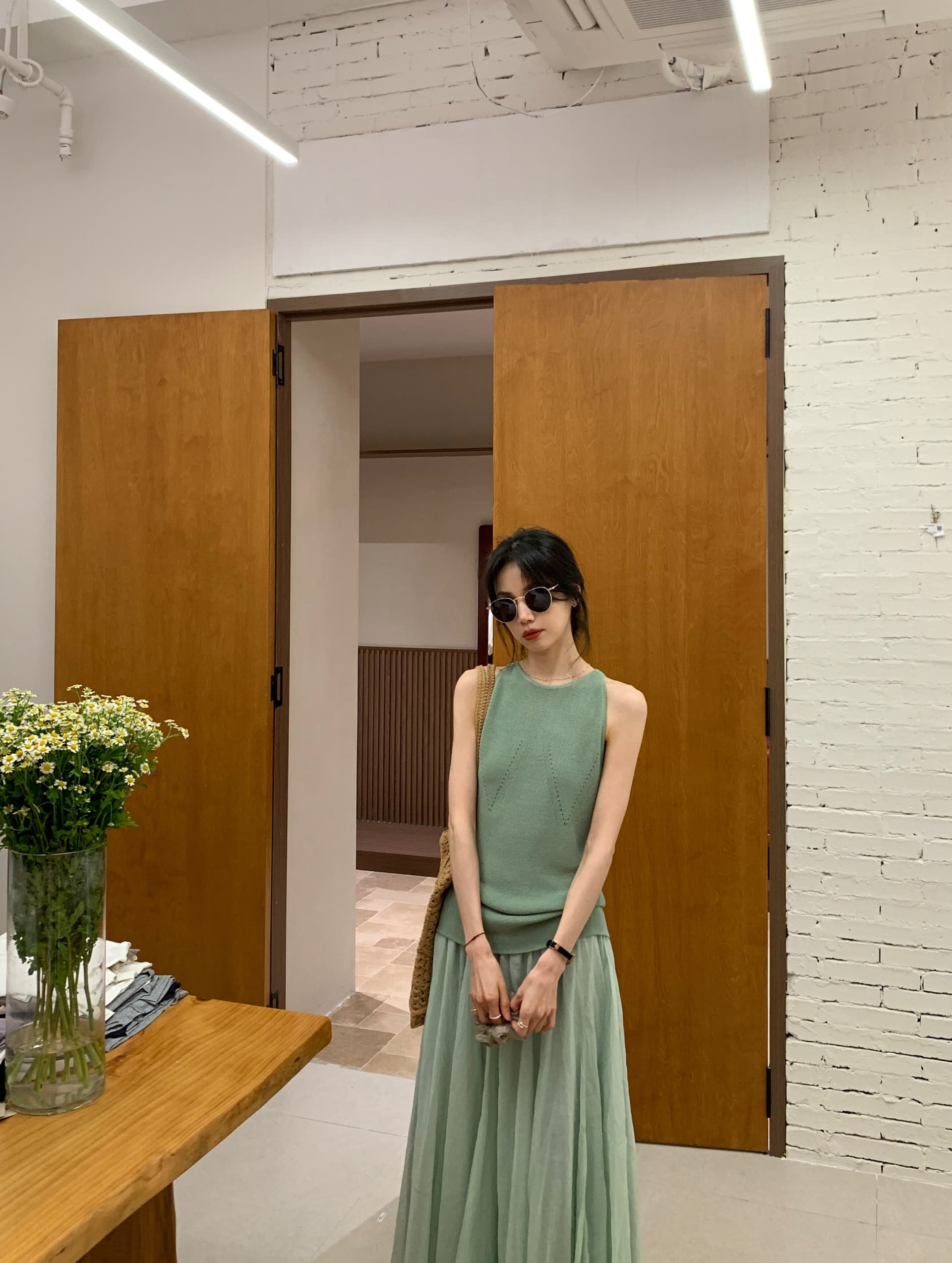 있음 도착 한 부서 디자인 센스 홀로우 아웃 니트 아마 조끼 여성 아모이 Chic 몸매 가꾸기 슬림해 보이는 민소매 맨위 상세 이미지 5