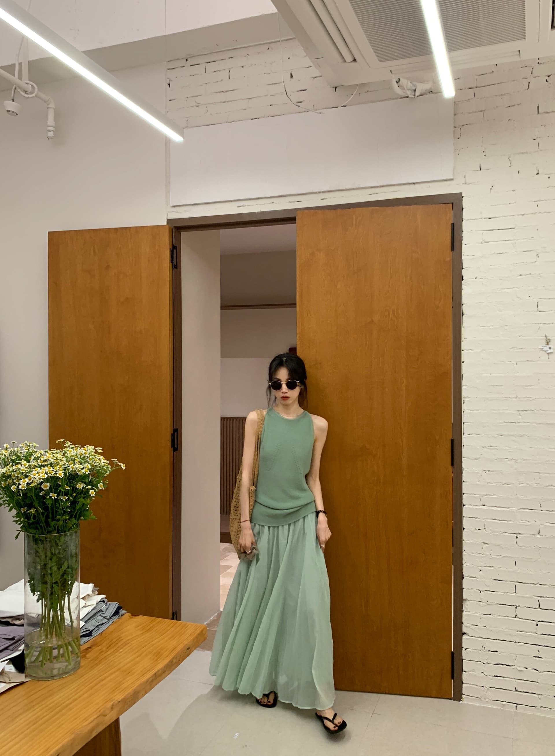 있음 도착 한 부서 디자인 센스 홀로우 아웃 니트 아마 조끼 여성 아모이 Chic 몸매 가꾸기 슬림해 보이는 민소매 맨위 상세 이미지 6