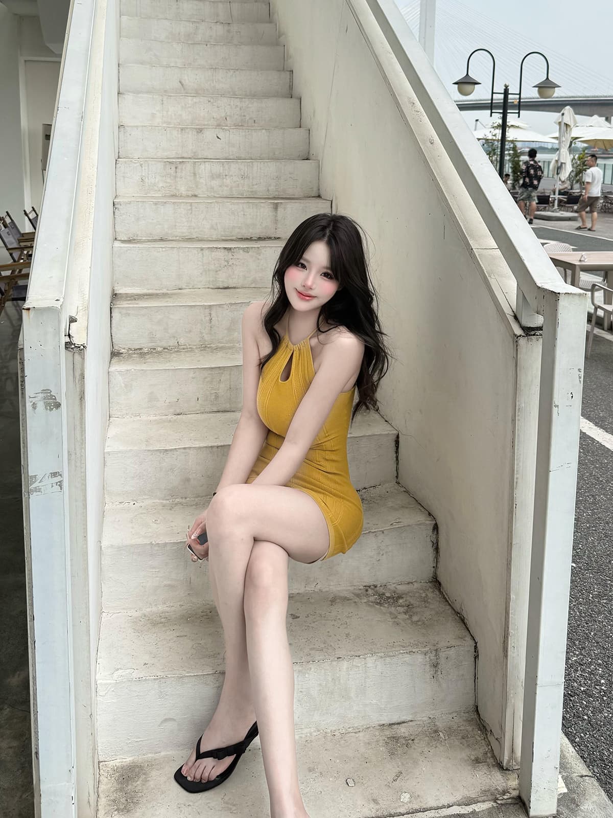 있음 도착 shop 주말 맑은 황색 행침 목 홀로우 아웃 여성 드레스 봄 여름 허리 수축 모직물 타이트 스커트 미니 스커트 상세 이미지 4