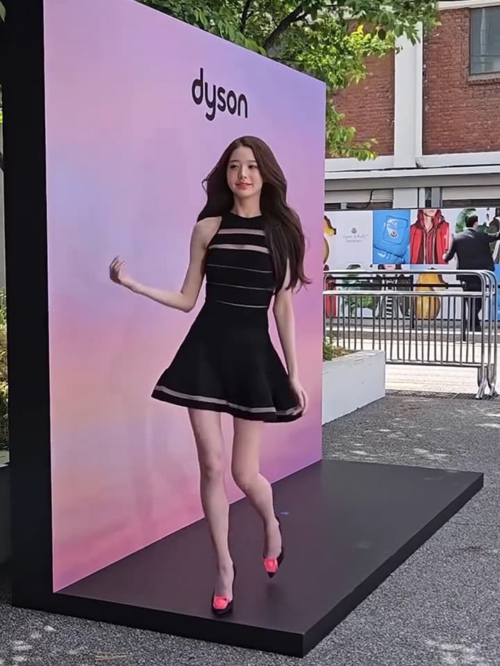 있음 도착 장 원 영어 같은 단락 망사 패치워크 홀로우 아웃 검정색 스트라이프 니트 여성 드레스 여름 새로운 민소매 상세 이미지 9