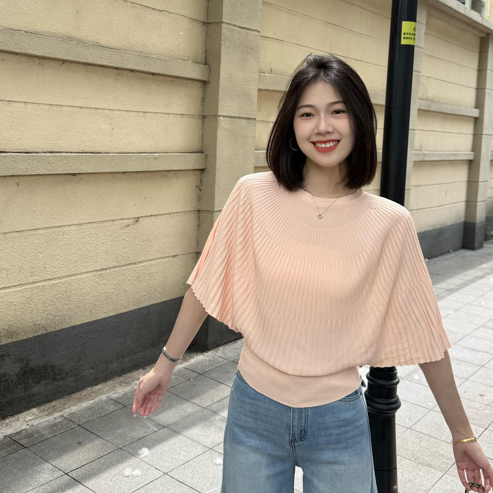 있음 도착 여름 고급 한 부서 품격 패션 슬림해 보이는 표지 고기 플리츠 단색 얼음 센스 맨위 상세 이미지 2