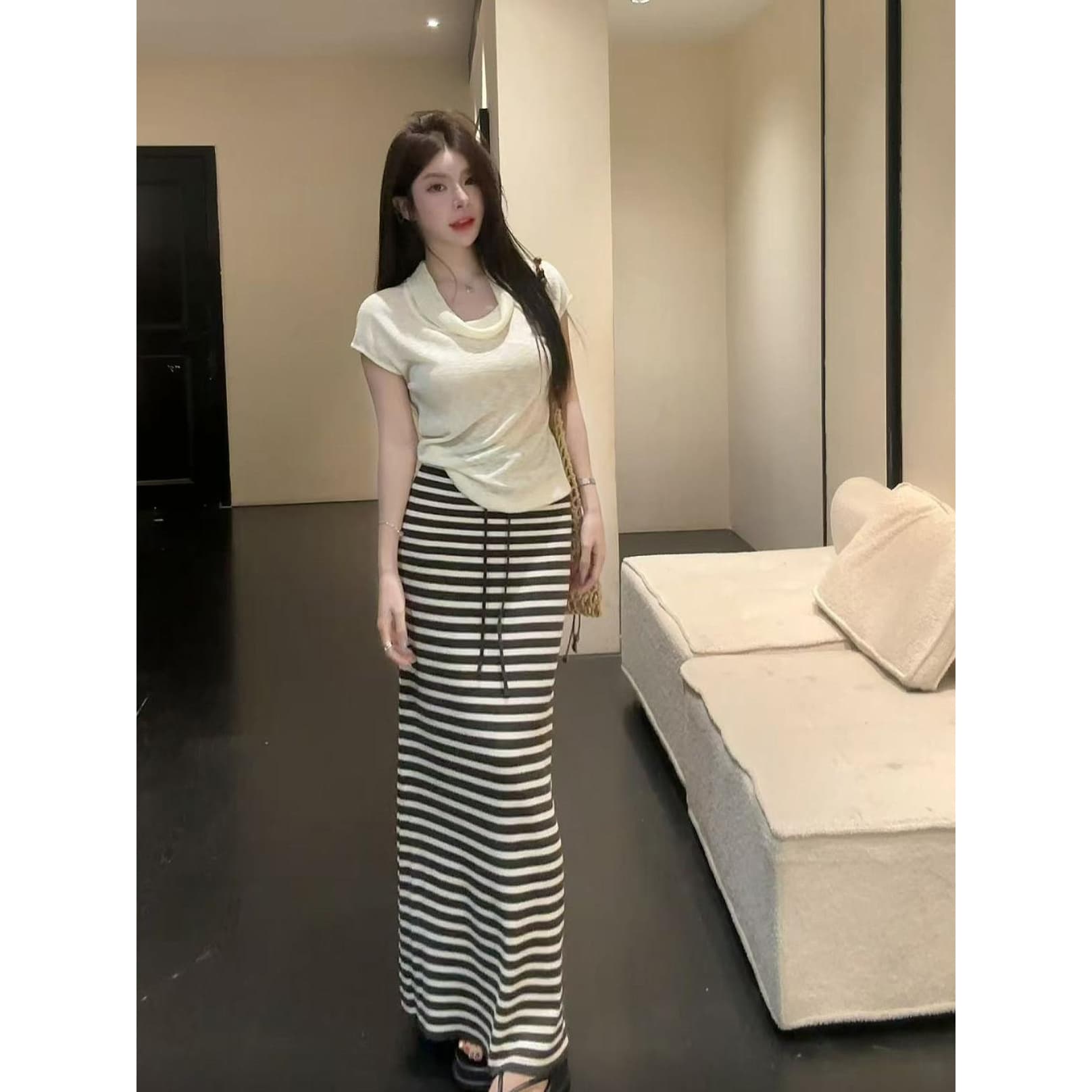 huihui 순수한 욕망 핫걸 한국 스타일 흔들다 칼라 반팔 티셔츠 하이웨이스트 스트라이프 반신 치마 세트 l0657 상세 이미지 2