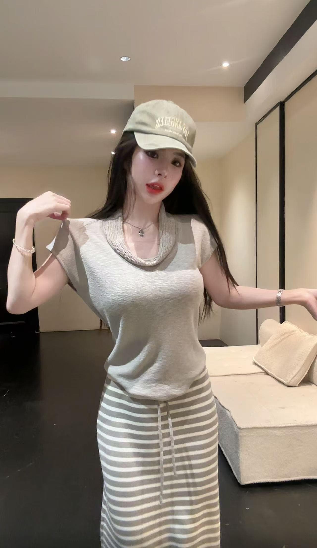 huihui 순수한 욕망 핫걸 한국 스타일 흔들다 칼라 반팔 티셔츠 하이웨이스트 스트라이프 반신 치마 세트 l0657 상세 이미지 25