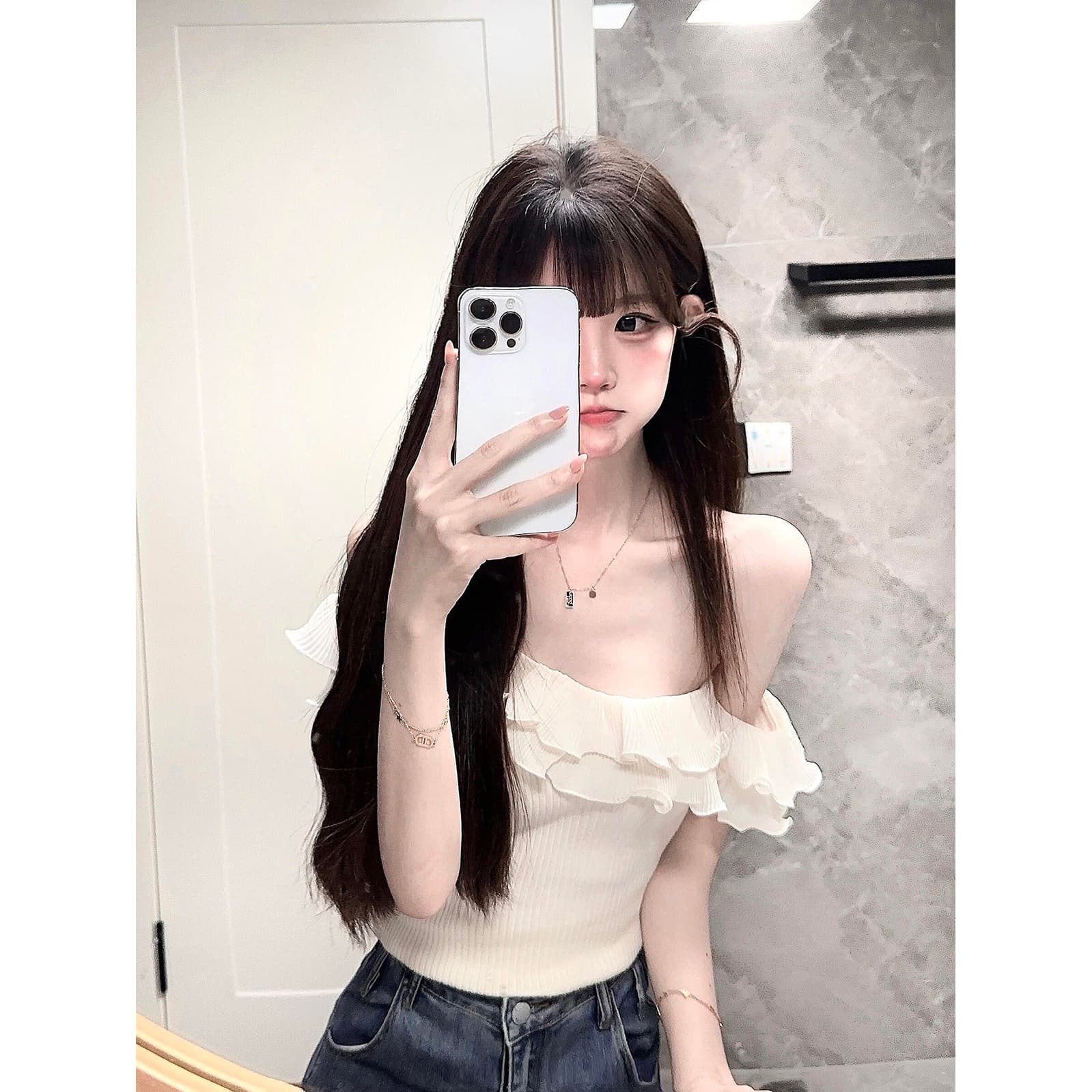 있음 도착 핫걸 비스듬한 어깨 니트 캐미솔 여름 프릴 몸매 가꾸기 슬림해 보이는 쇼트 스타일 맨위 여성 여름 상세 이미지 5