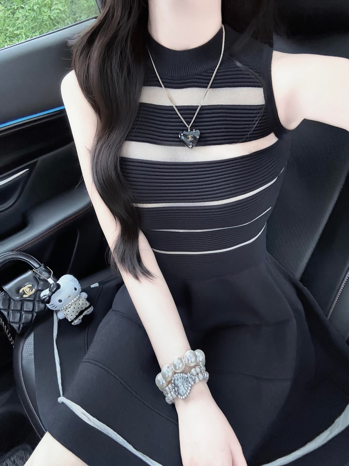 있음 도착 망사 패치워크 홀로우 아웃 검정색 스트라이프 니트 여성 드레스 여름 새로운 민소매