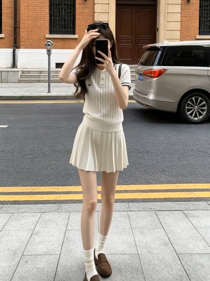 있음 도착 미니멀리즘 자수 POLO 칼라 니트 반팔 티셔츠 여성 여름 새로운 학원 스타일 캐주얼 투피스 세트 상세 이미지 2