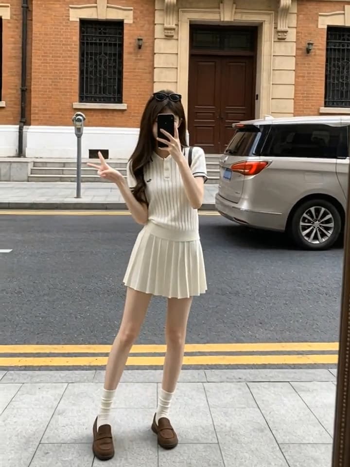 있음 도착 미니멀리즘 자수 POLO 칼라 니트 반팔 티셔츠 여성 여름 새로운 학원 스타일 캐주얼 투피스 세트 상세 이미지 6