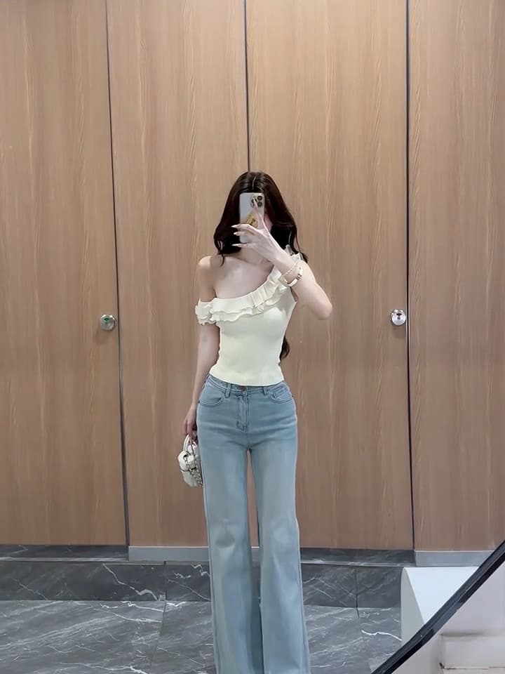 있음 도착 핫걸 비스듬한 어깨 니트 캐미솔 여름 프릴 몸매 가꾸기 슬림해 보이는 쇼트 스타일 맨위 여성 여름 이미지 5