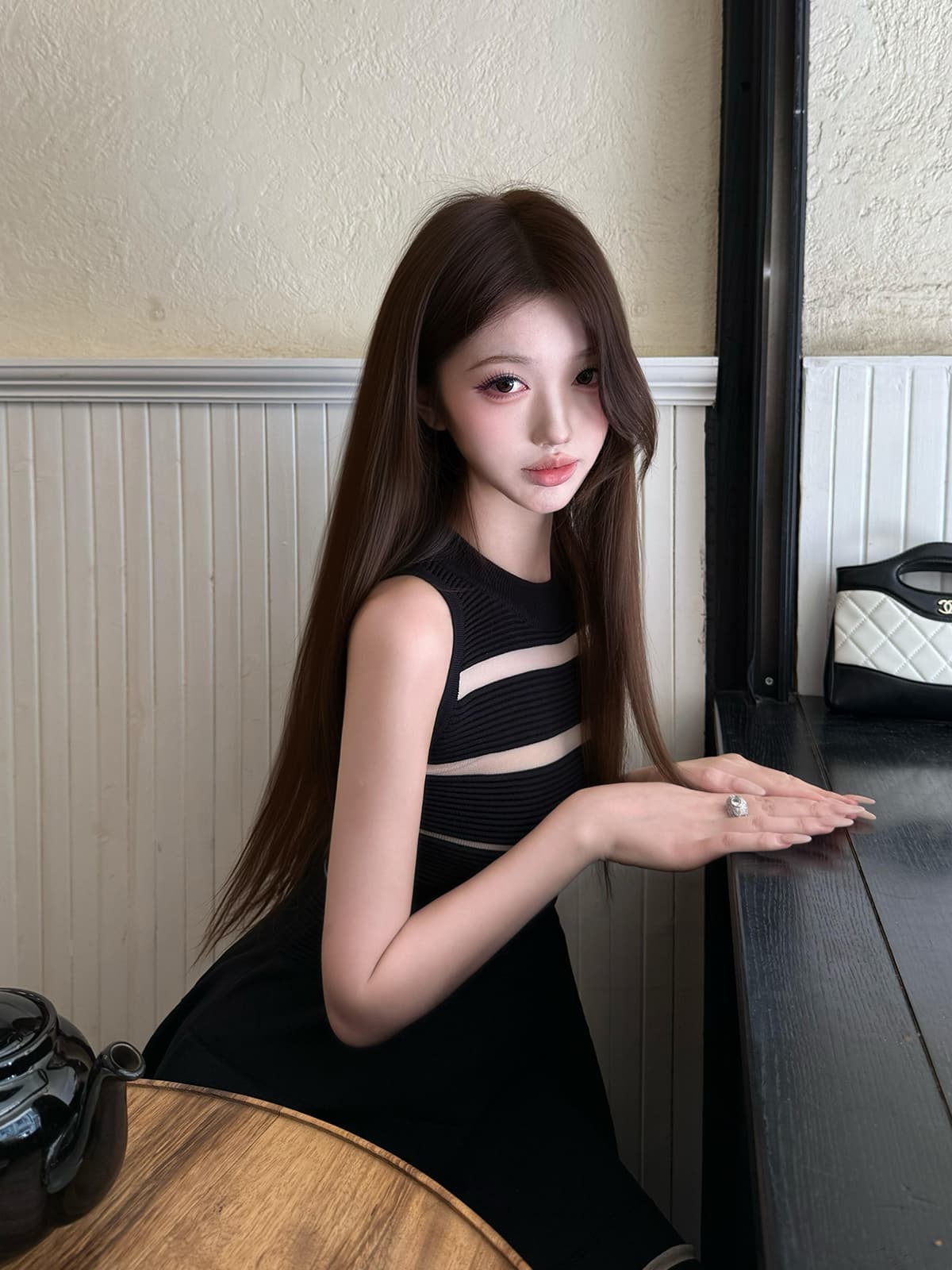 있음 도착 하프 ~을 통해 시 순수한 욕망 품격 검정색 스트라이프 민소매 허리 수축 슬림해 보이는 한 마디 드레스 상세 이미지 2