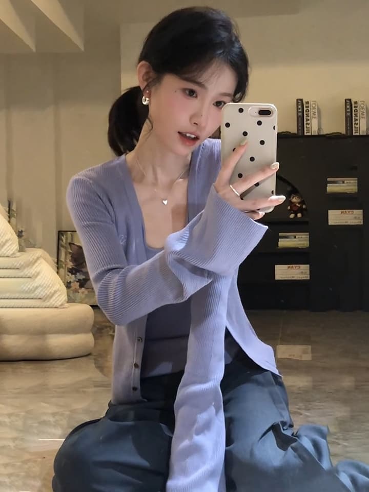 있음 도착 봄 가을 니트 카디건 코트 여성 긴 소매 얇은 스타일 행침 목 조끼 보라색 디자인 센스 투피스 세트 가을 상세 이미지 6