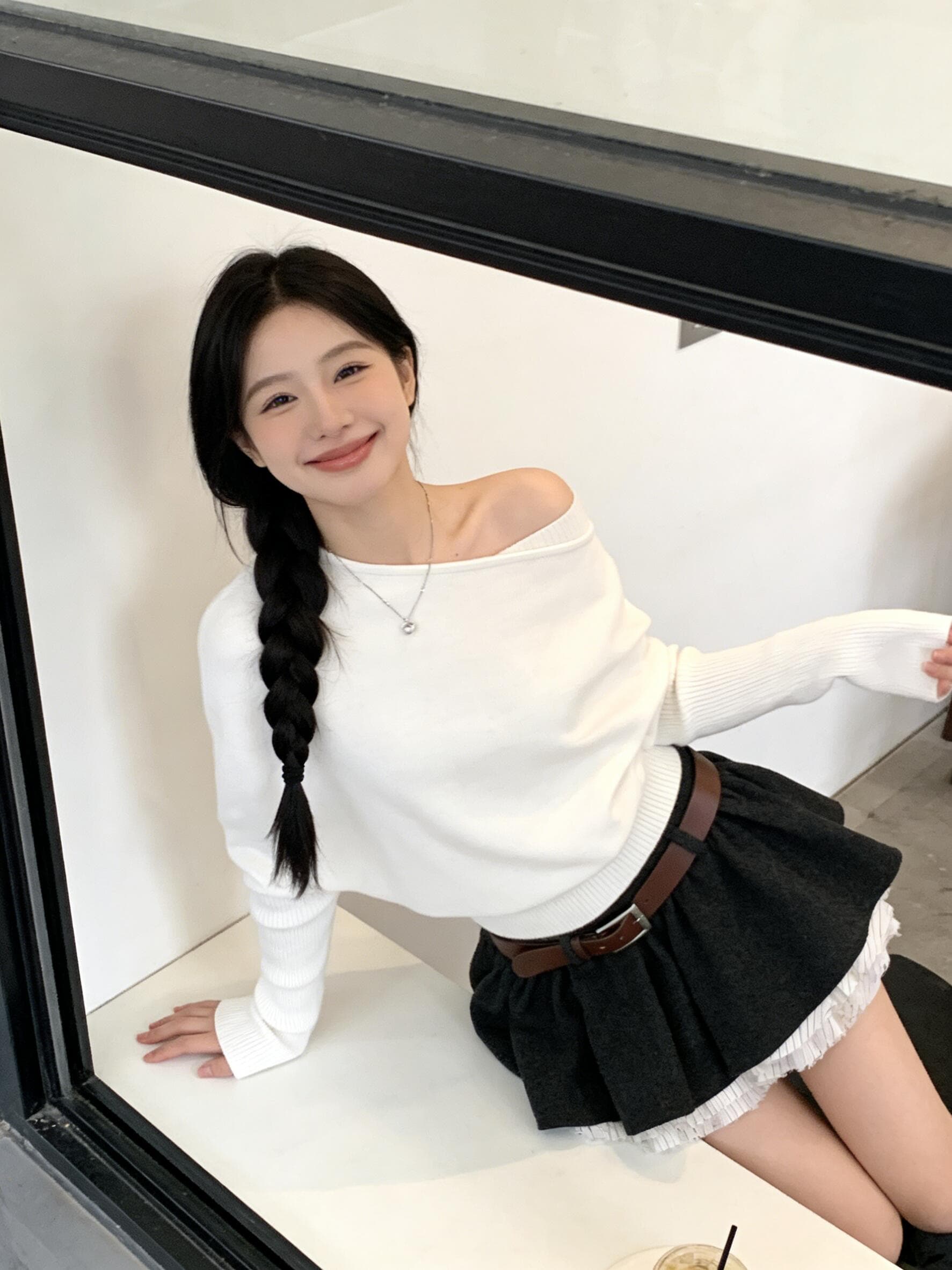 있음 도착 느긋한 바람 보트넥 오프숄더 스웨터 여자 디자인 센스 한 부서 루즈핏 비스듬한 어깨 니트 스웨터 맨위 가을 상세 이미지 6