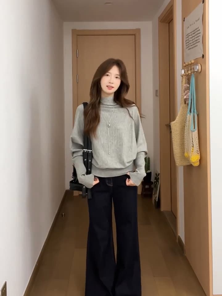 있음 도착 회색 반하이넥 배트윙 소매 풀오버 스웨터 여자 가을 디자인 센스 루즈핏 맨위 이미지 3