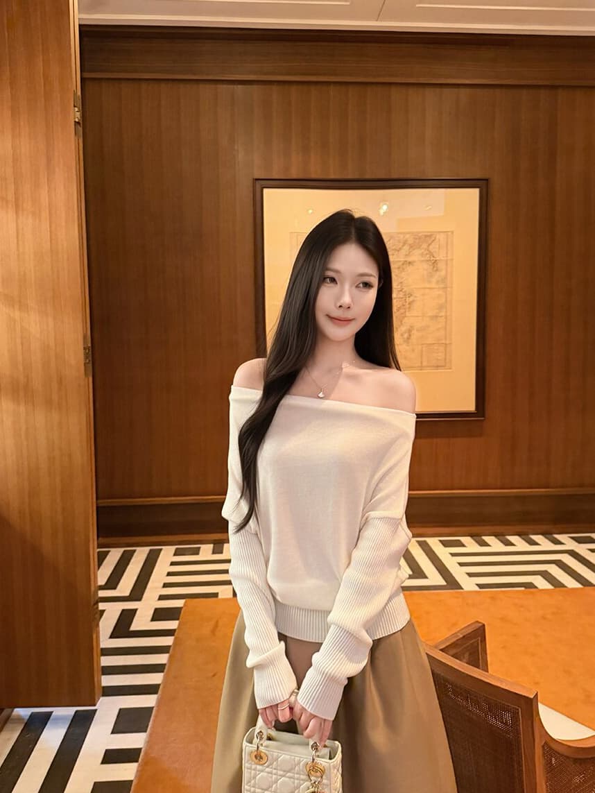 있음 도착 부드러운 지능 자매 오프숄더 비스듬한 어깨 흔들다 칼라 기타 착용 법 풀오버 느긋한 슬림해 보이는 니트 스웨터 상세 이미지 11