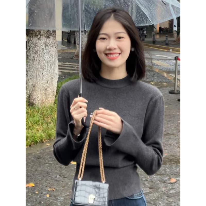 있음 도착 겨울 품격 반하이넥 나팔 소매 니트 스웨터 여성 가을 겨울 허리 수축 슬림해 보이는 긴팔 기본 셔츠 여성 이미지 6