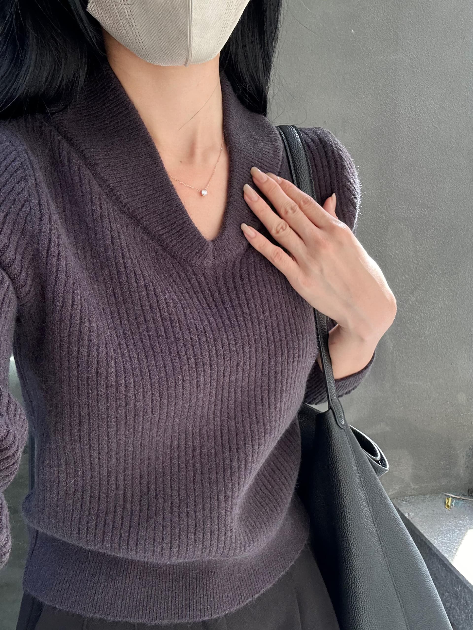 있음 도착 아메리칸 레트로 살구 색상 V넥 긴팔 미니멀리즘 스웨터 여자 고급 센스 슬림해 보이는 인사이드 가져 가라. 만나는 니트 겨울 상세 이미지 15