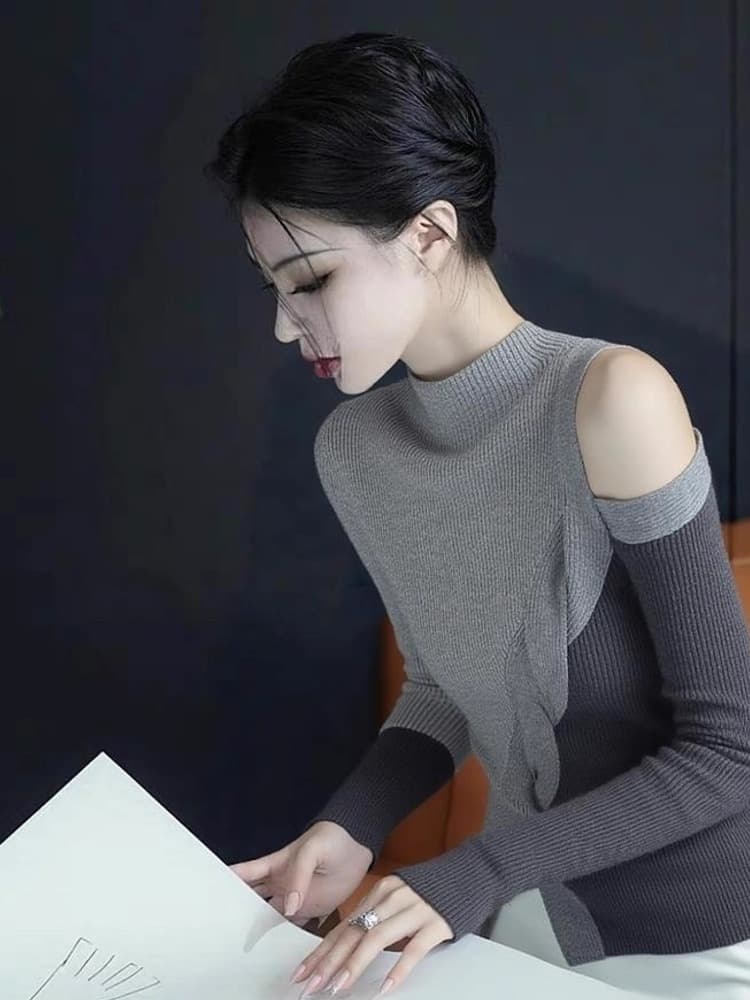 있음 도착 이른 가을 카키 색 반하이넥 불규칙 오프숄더 긴팔 티셔츠 여성 이른 가을 빛 요리 한 작은 대중 가을 겨울 이미지 2