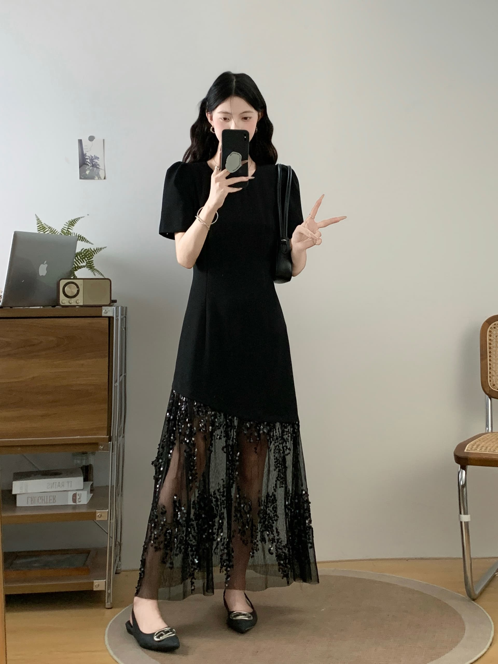실사 빅 사이즈 여성 의류 2026 여름 새로운 프랑스식 빛 럭셔리 스팽글 패치워크 망사 몸매 가꾸기 슬림해 보이는 드레스 상세 이미지 6