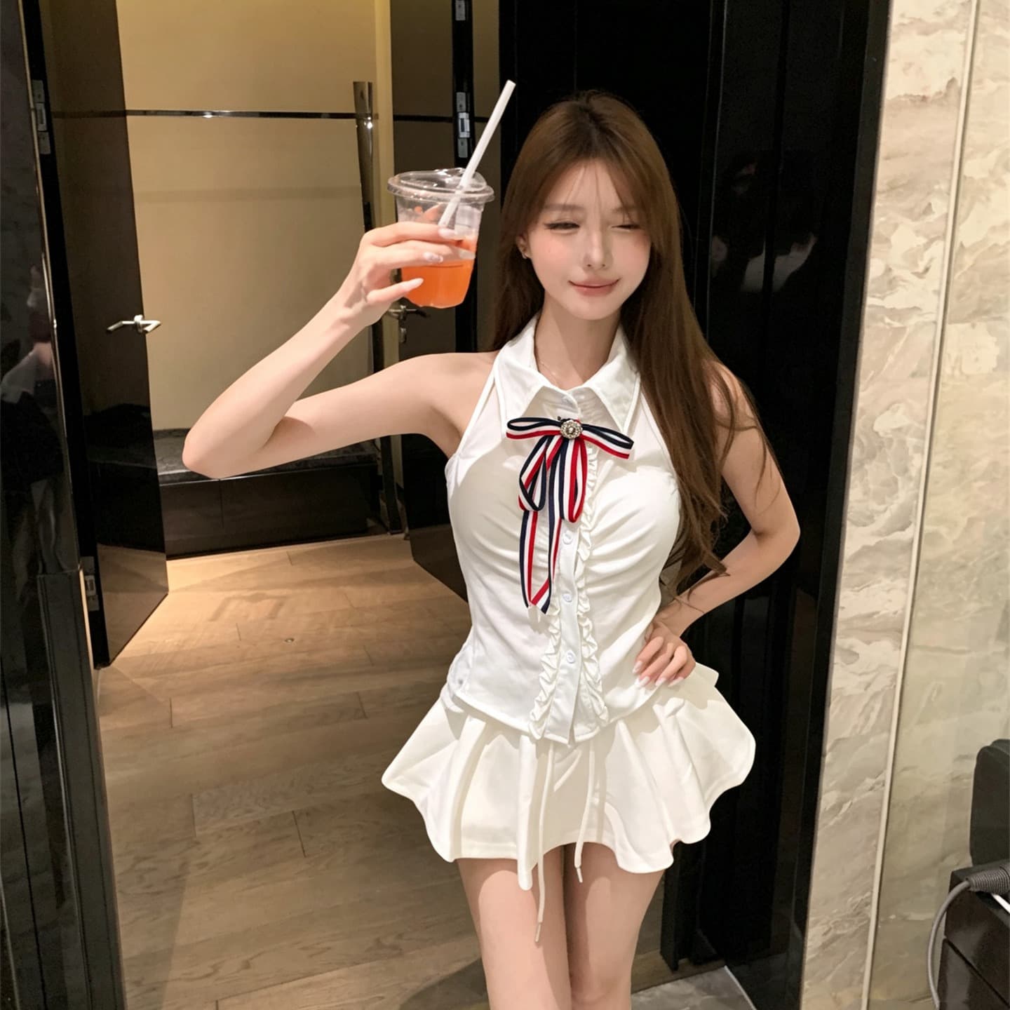 실사 정가 폴로 칼라 민소매 나비 매듭 몸매 가꾸기 조끼 맨위 하이웨이스트 퍼프 쇼트 스타일 치마바지 이미지 5