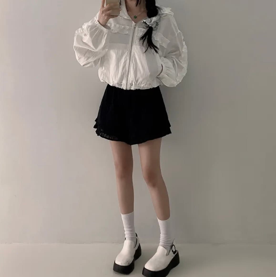 재고 있음 2026 봄 여름 패션 ins 트렌디 레이스 프릴 레이스 패치워크 자외선 차단 긴팔 얇은 여성 코트 상세 이미지 3