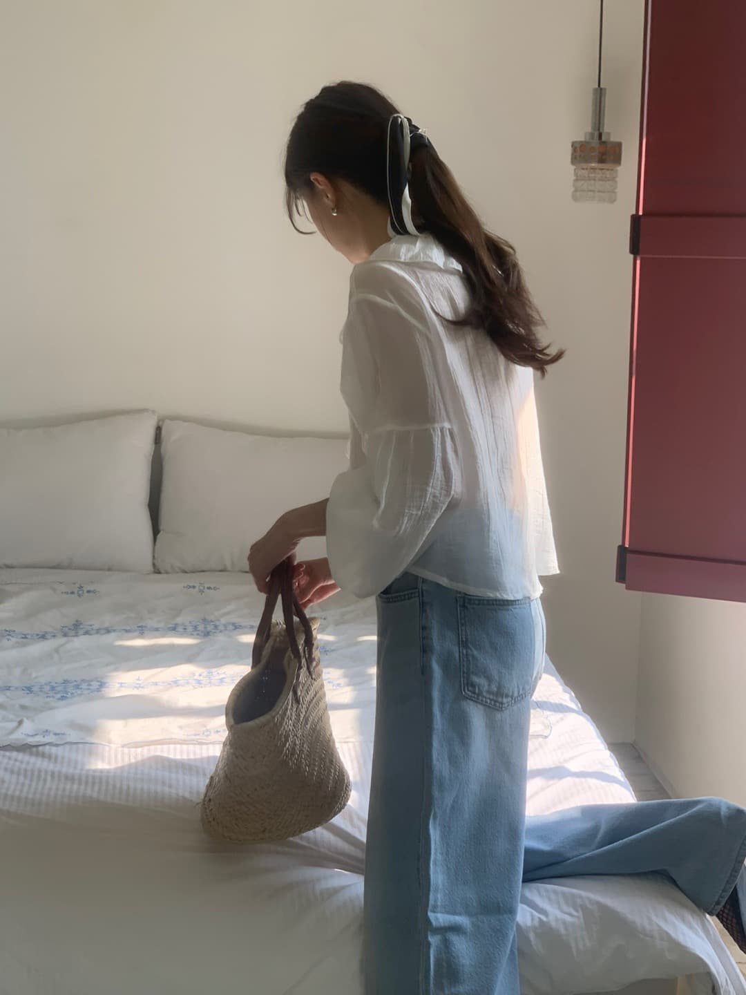 재고 있음 chic 프랑스식 V넥 스트랩 프릴 루즈핏 셔츠 자외선 차단 긴팔 맨위 상세 이미지 3