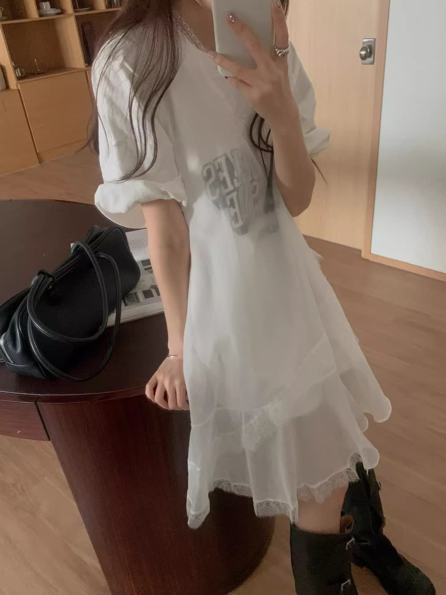 재고 있음 한 부서 인터넷 색상 마이크로 ~을 통해 레이스 조각 불규칙 조끼 스커트 드레스 상세 이미지 8