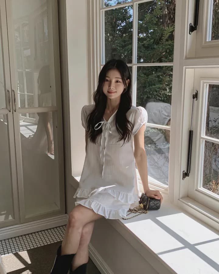 재고 있음 chic 달콤함 이중층 프릴 레이스업 반 개방 칼라 작은 키 드레스 상세 이미지 6