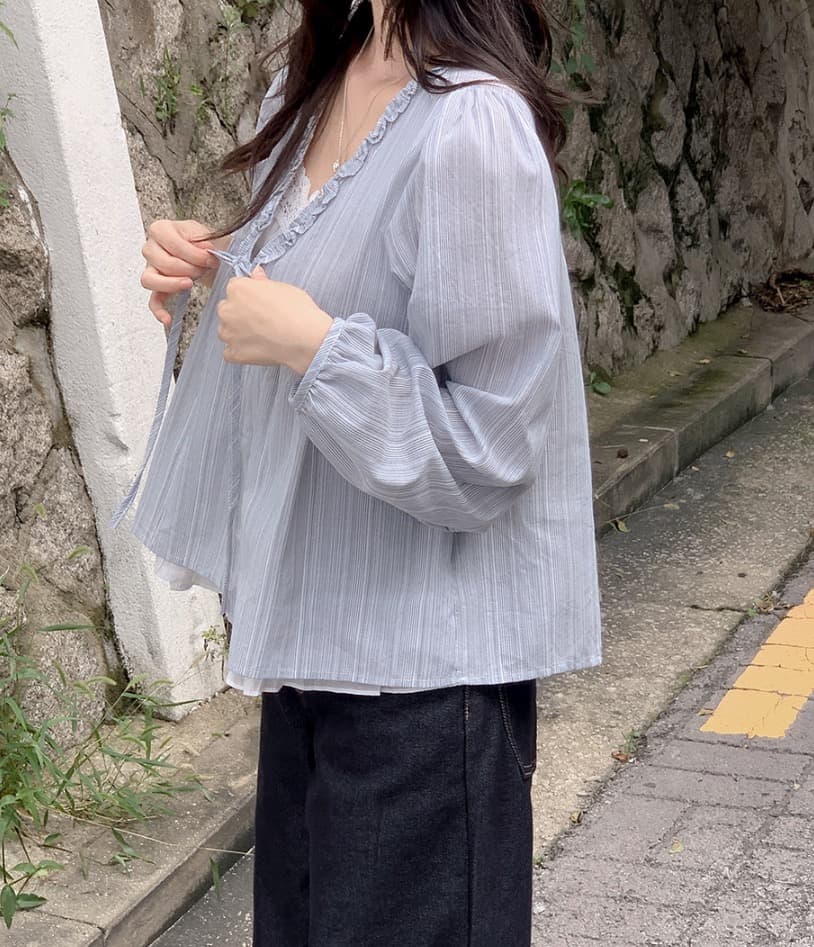 재고 있음 chic 한 부서 봄 달콤함 페이크 레이어드 긴팔 프릴 긴팔 스트라이프 셔츠 상세 이미지 2