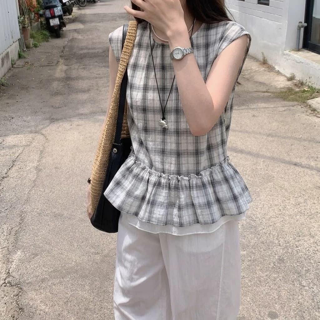 chic 한 부서 디자인 센스 흑인과 백인 그리드 민소매 작은 셔츠 상세 이미지 1