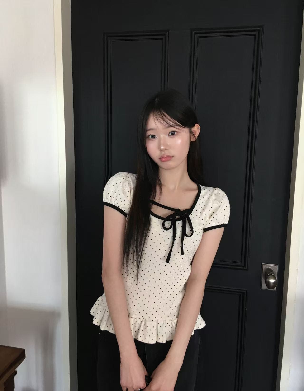 재고 있음 chic Chic 스트랩 u 칼라 연꽃 잎 옆으로 눕다. 바르게 되다 어깨 티셔츠 상세 이미지 9