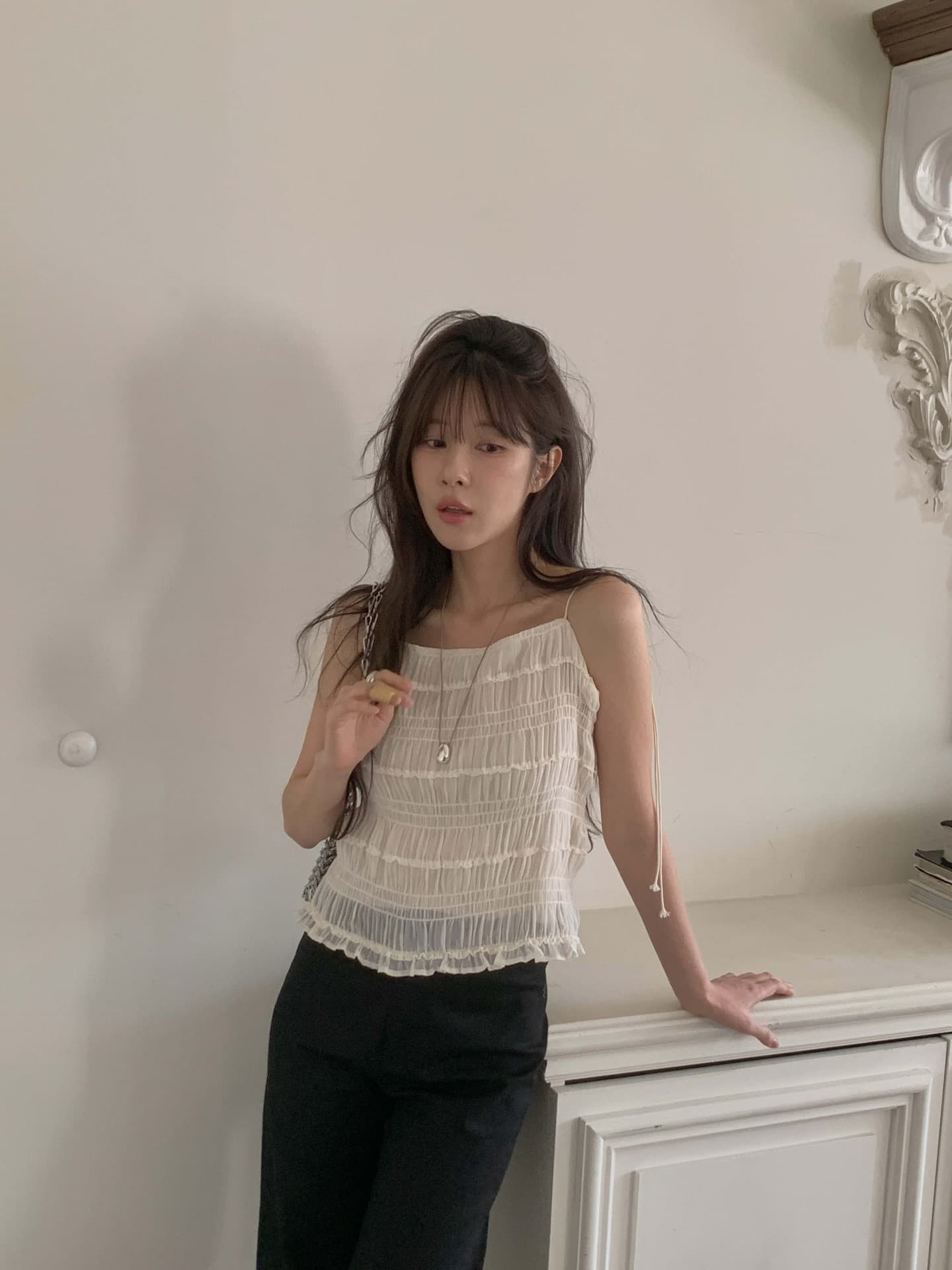 재고 있음 chic 부드러운 바람 주름 쇼트 스타일 캐미솔 프랑스식 품격 슬림해 보이는 인사이드 잡아라. 의류 상세 이미지 25