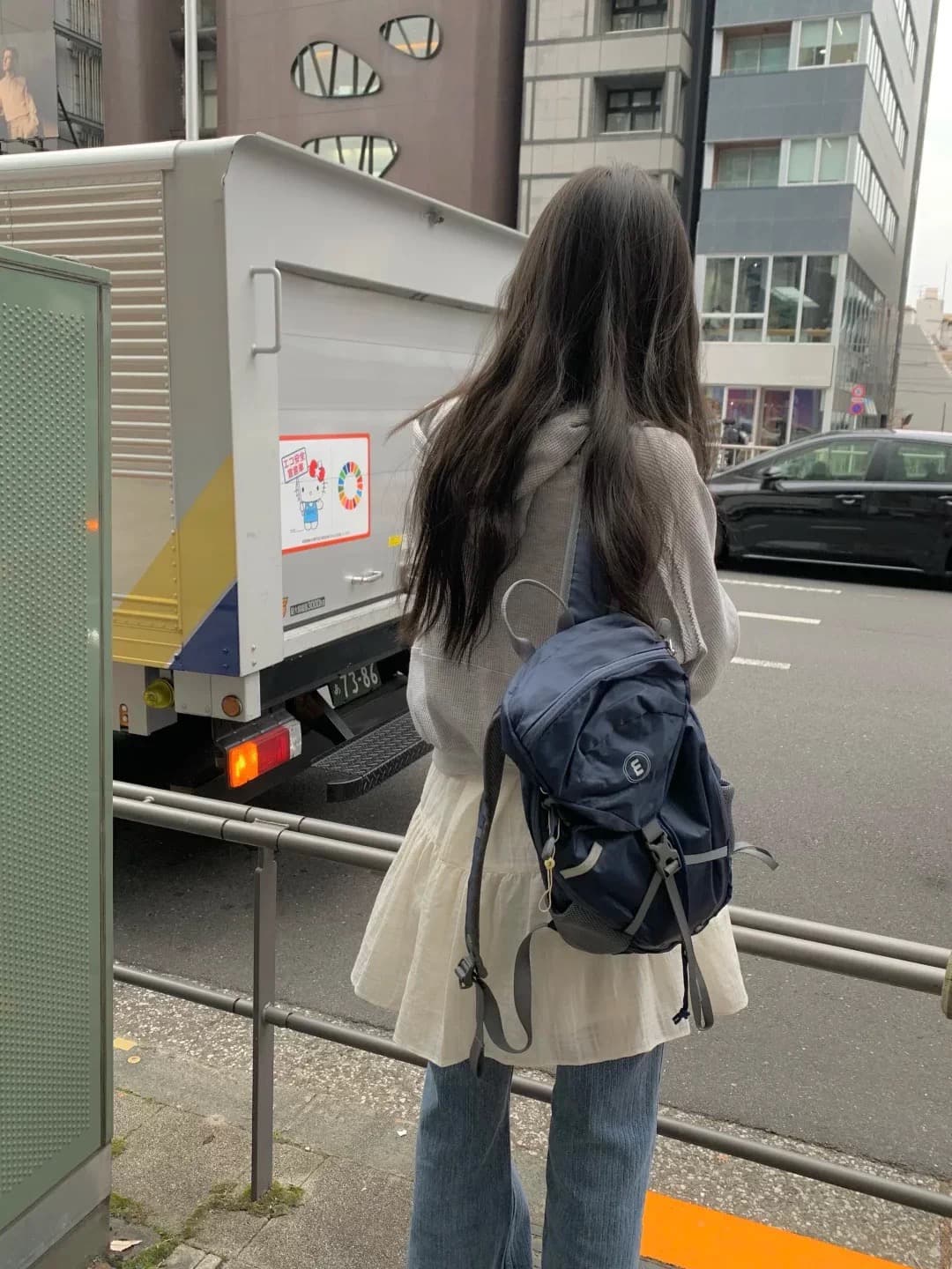 재고 있음 chic 단색 품격 슬림해 보이는 다용도 레이스 슬립 캐주얼 드레스 상세 이미지 6