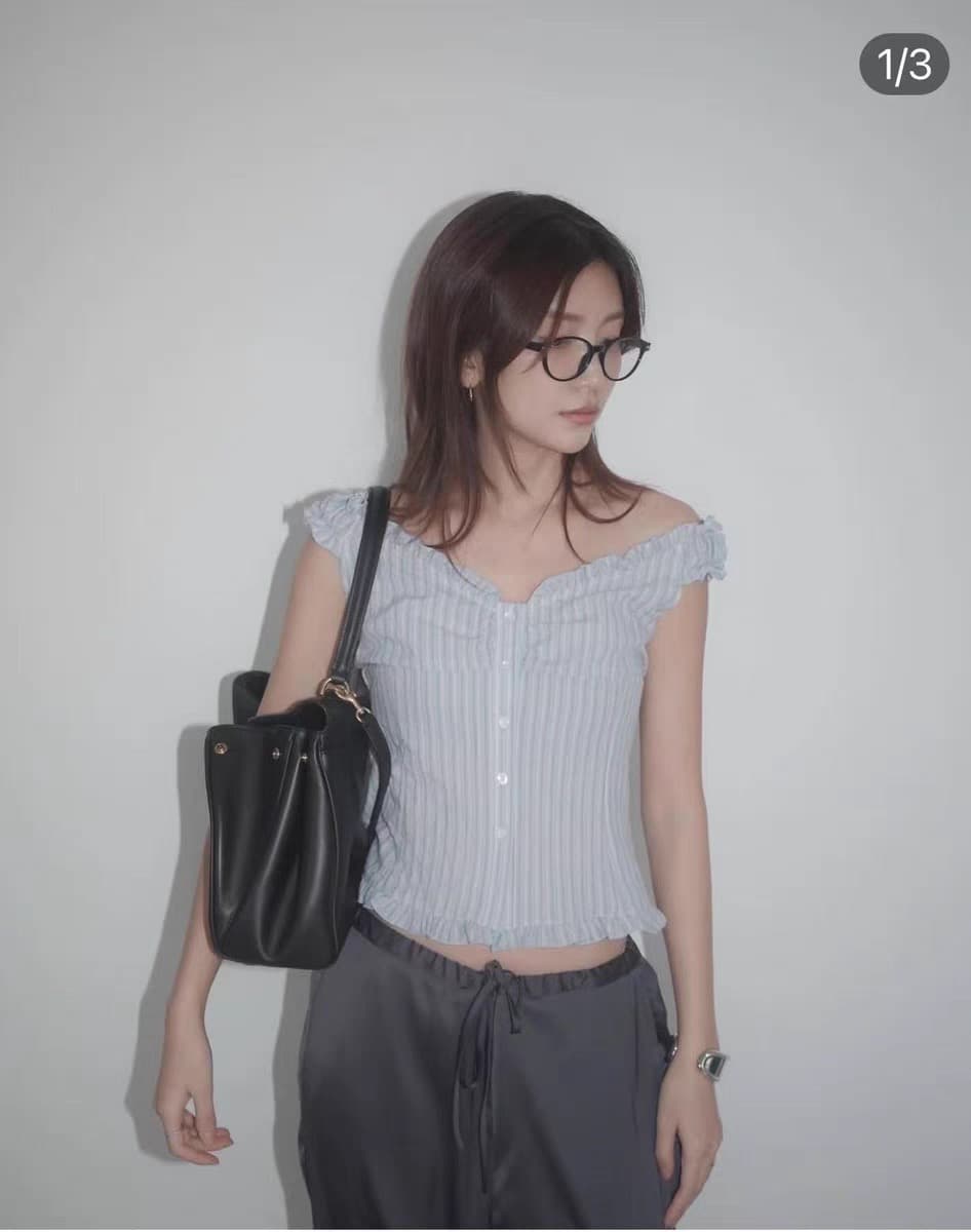 재고 있음 chic 부드러운 Pleat 측면 상쾌 블루 스트라이프 수 있습니다. 오프숄더 둘 착용 셔츠 상세 이미지 5