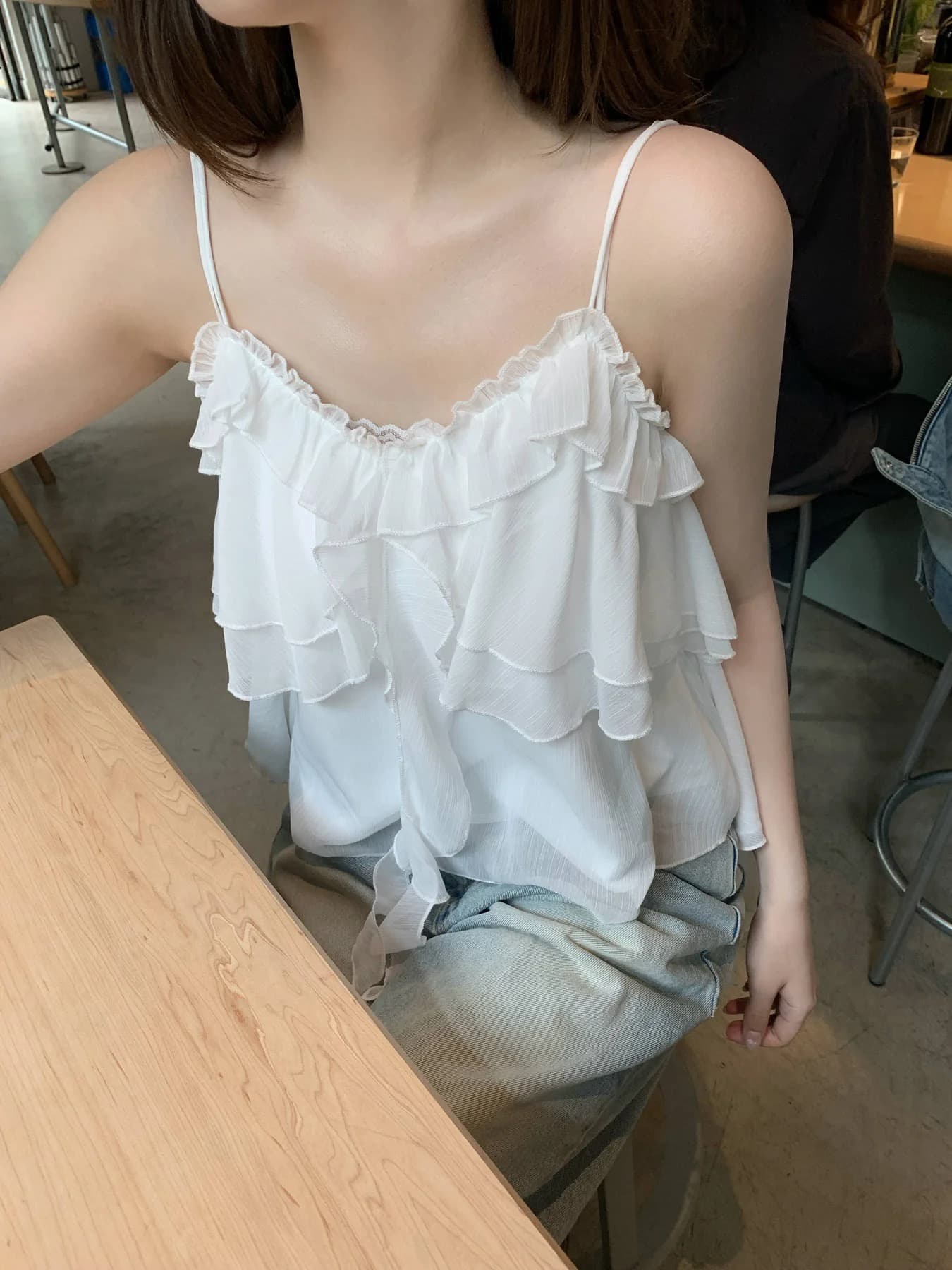재고 있음 슈퍼 아름다움 레이스 불규칙 슬립 수준 조끼 단색 연꽃 잎 레이스 연령 감소 슬림해 보이는 캐미솔 상세 이미지 1