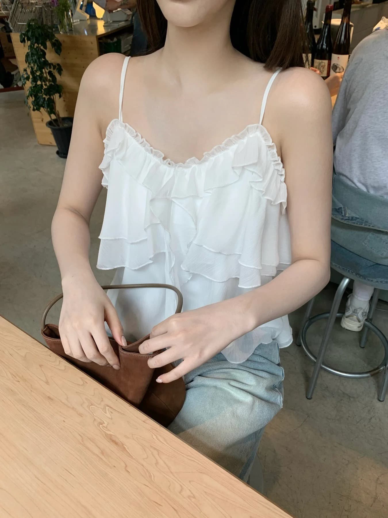 재고 있음 슈퍼 아름다움 레이스 불규칙 슬립 수준 조끼 단색 연꽃 잎 레이스 연령 감소 슬림해 보이는 캐미솔 상세 이미지 6